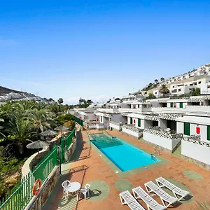 https://apartamentos-parque-raquel.in-canary-islands.com